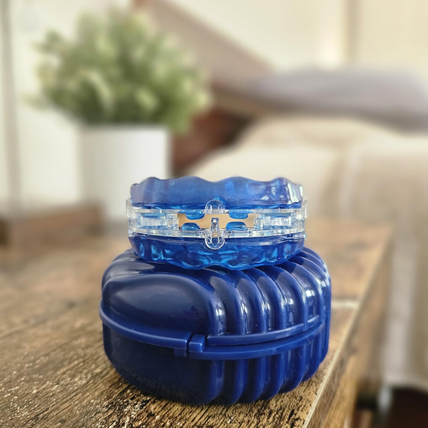 SilentZPro (BlueTech)– USA Designed & FDA-Cleared Anti Snoring Mouthguard – Fully Adjustable Anti Snore Mouthpiece with Patented Design for a Silent Night`s Sleep, Medium