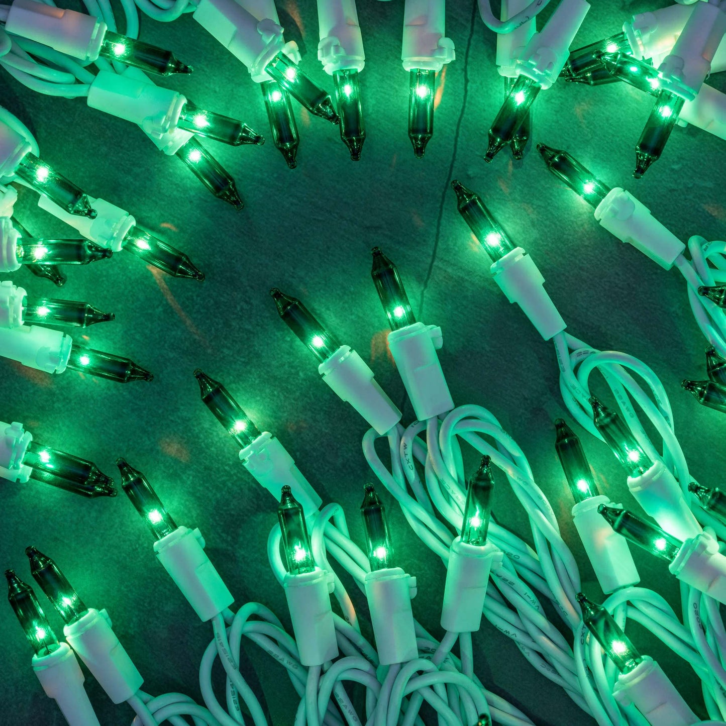 Yuletime Green Christmas Lights, 66Ft 200 Count, Ul Certified, Incandescent Mini Light Set, Model Dds-L-100E/2F, Pack Of 2 Sets