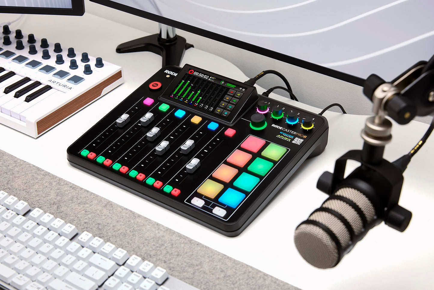 Rde Rdecaster Pro Ii All-In-One Production Solution For Podcasting, Streaming, Music Production And Content Creation,Black