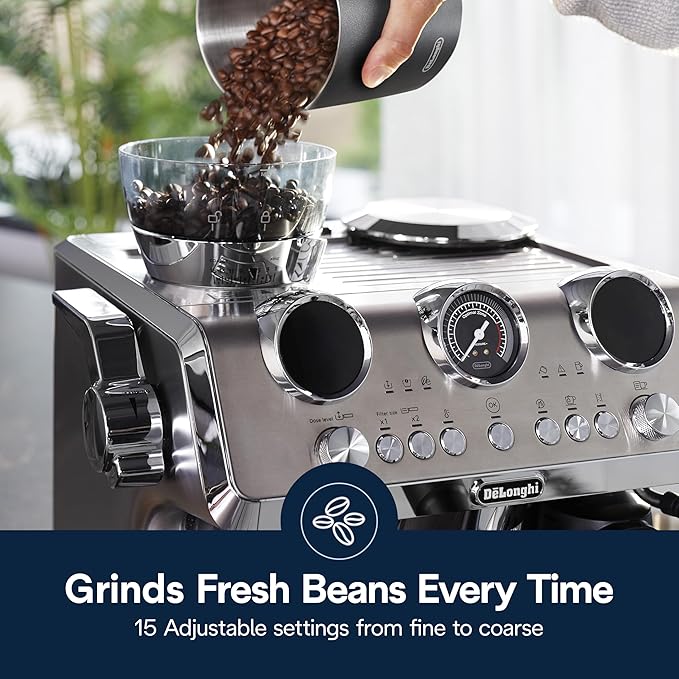 De'Longhi La Specialista Maestro Espresso Machine with Grinder, Auto & Manual Milk Frother – Bean-to-Cup Cold Brew Coffee with Cold Extraction Technology, Variable Temp & Tamping Tool, 8 Drink Presets