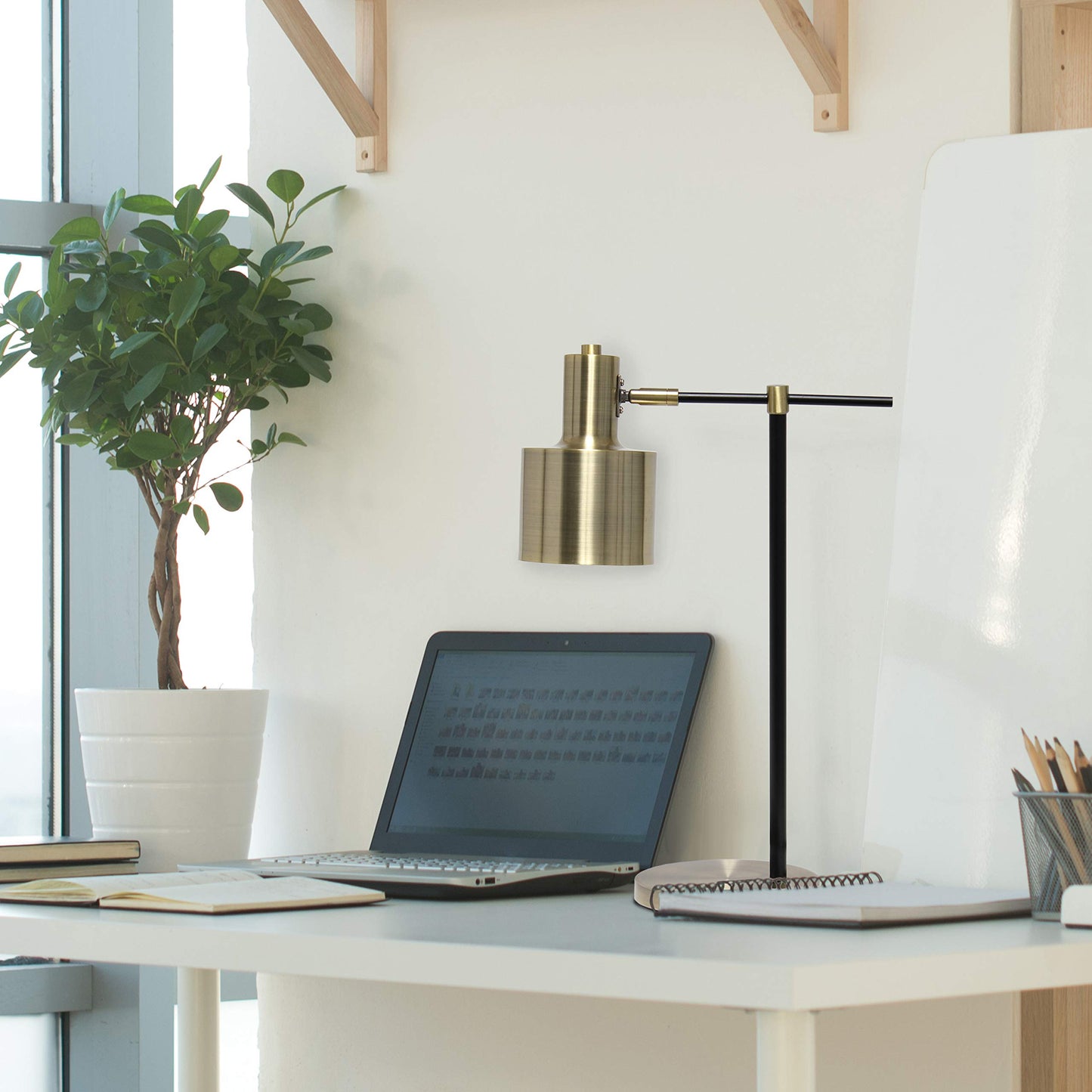 Simple Designs LT2074-ABS Metal Table Lamp, Antique Brass, Iron Material