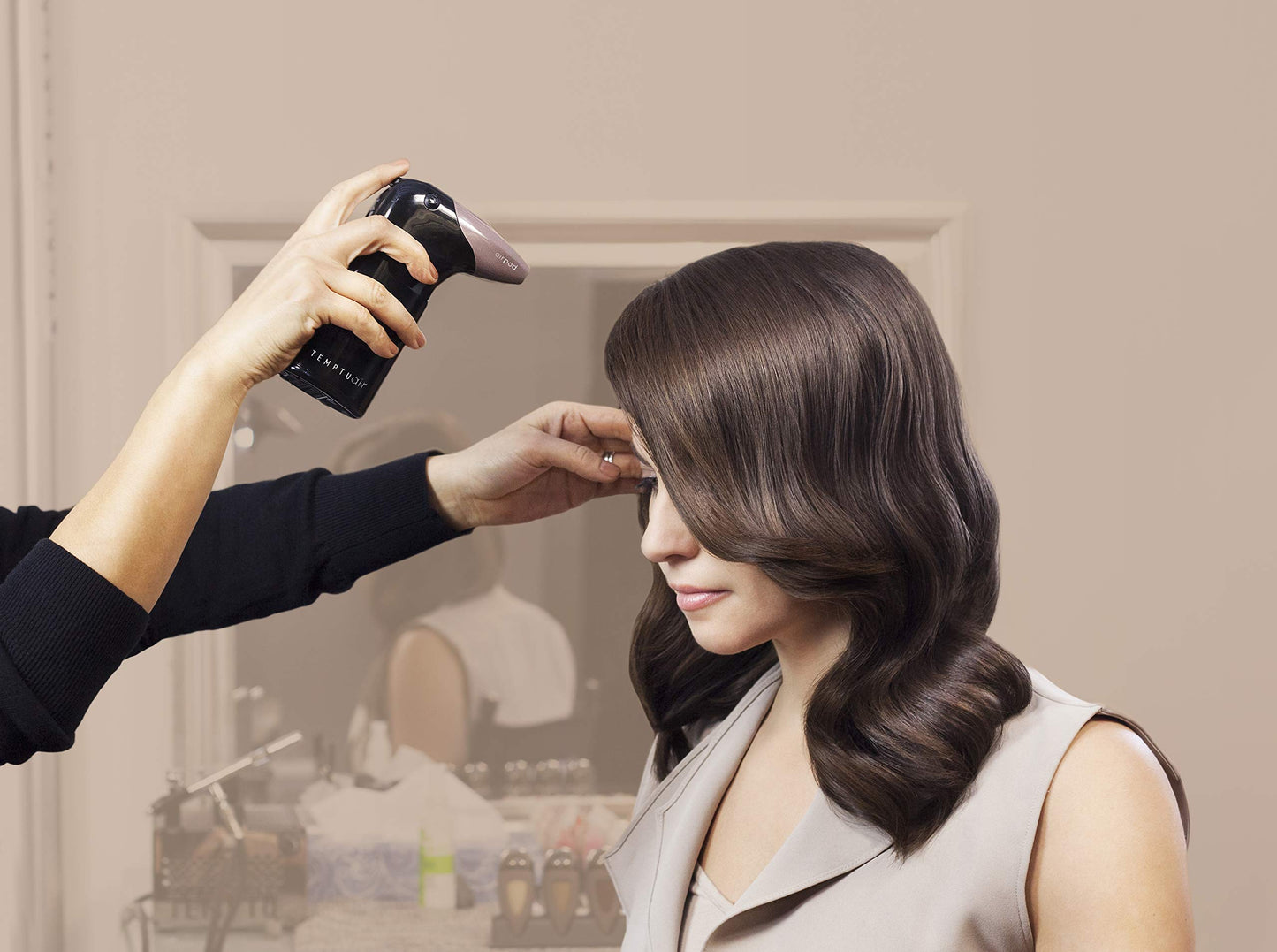 Temptu Airpod Airbrush Root Touch-Up & Hair Color