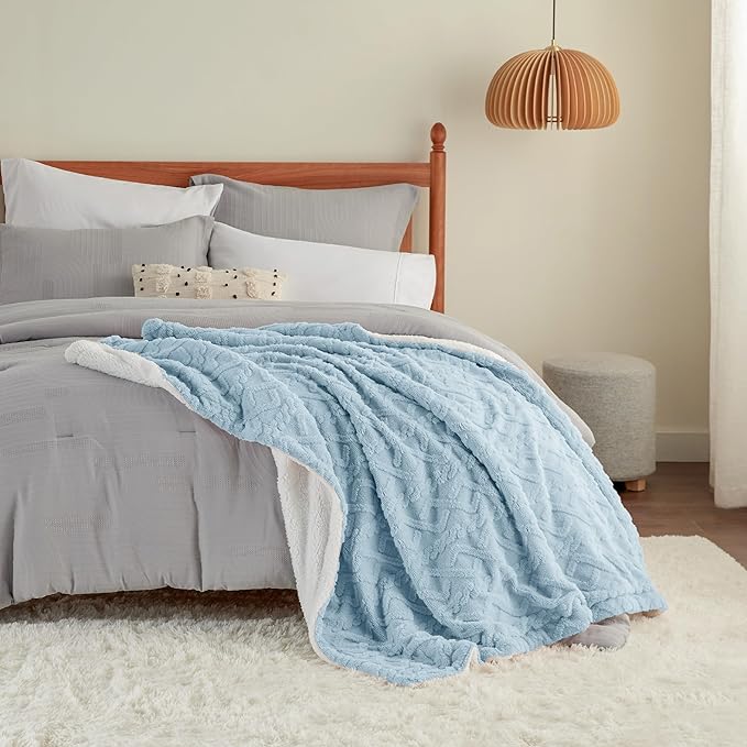 Bedsure Sherpa Fleece Throw Blanket for Couch - GentleSoft Fluffy & Cozy Cable Jacquard Tufted Throw for Women Gift, Thick and Warm Blankets for Winter, Blue, 50x60 Inches