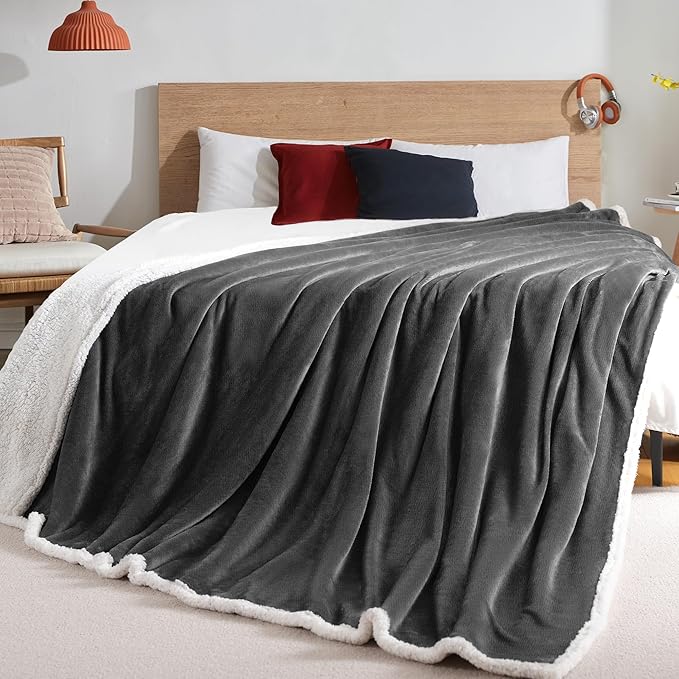 BEAUTEX Sherpa Fleece Throw Blanket Twin Size for Couch - Thick and Warm Blanket for Winter, Fluffy Flannel Plush Twin Blanket, Fuzzy Grey Cuddle Blankets for Couch Bed Sofa (60" x 80", Grey)