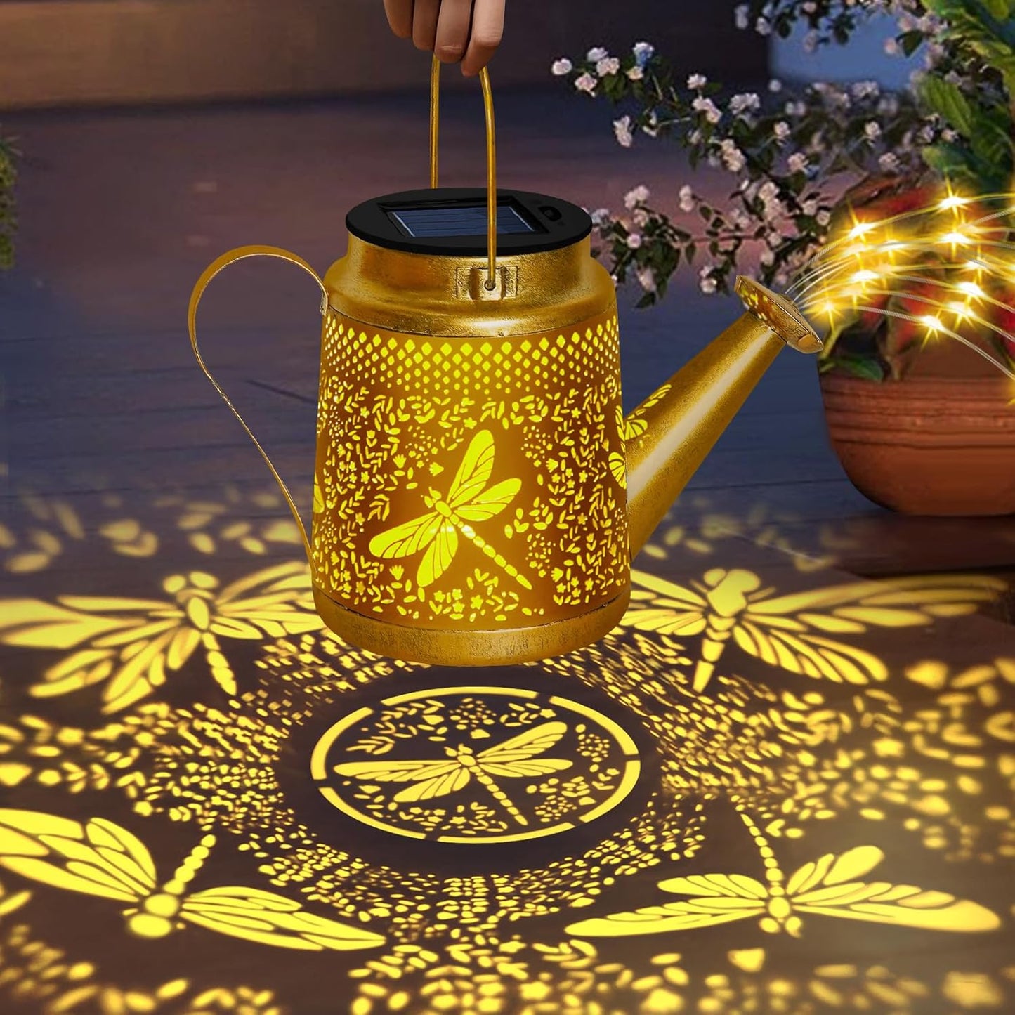 Dragonfly Solar Watering Can Lights, Outdoor Waterproof Outdoor Lantern with Shepherd Hook, Solar Garden Decor for Yard Outdoor Landscape Patio, Mothers Day Gifts Gift for Women Mom Grandma