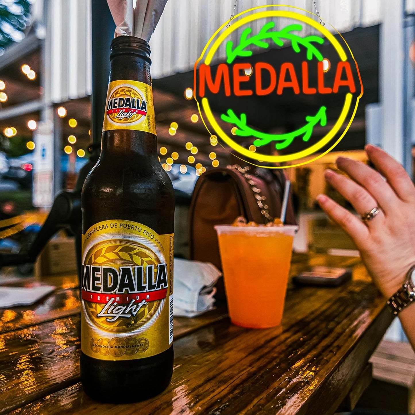 Wonderfullife malt-inspired Light Neon Signs For Medalla In Bar Pub Club Or Garage Bright Led Light For Home Bar And Man Cave Decor Wall Art Lighting For Restaurant Easy Hanging.