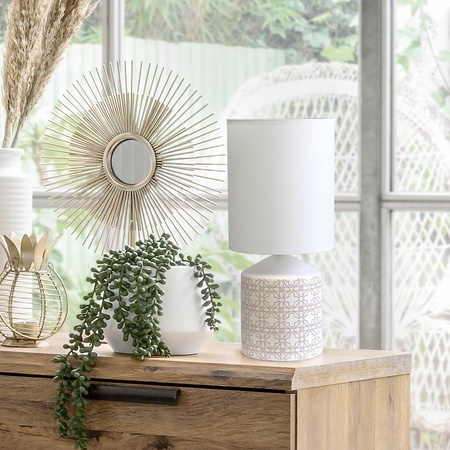 Simple Designs Table Lamp, Fleur De Lis Pattern, Ceramic, Tan, 8.5inL x 8.5inW x 18.5inH, Model LT2077-FLO