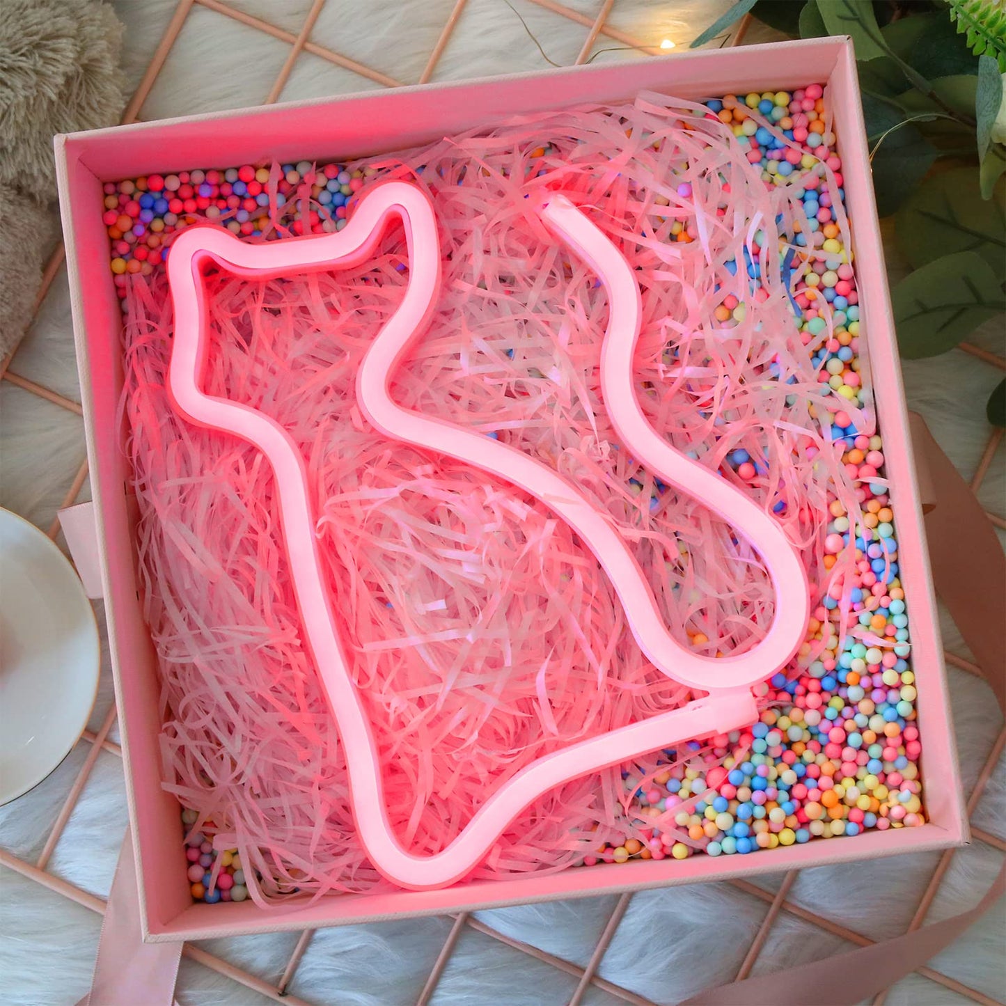 YAOZHOU LED Neon Sign - Red Cat Wall Decor, Battery/USB Operated, Plastic, Ideal for Home, Bar, Party, Kids Room
