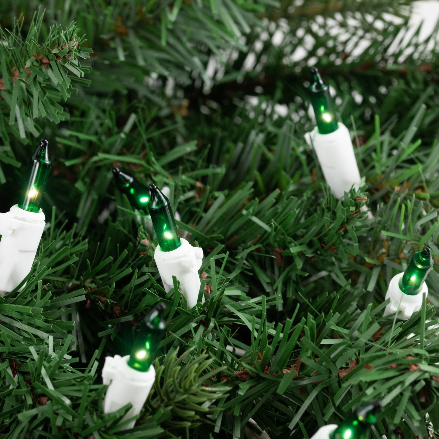 Northlight 35-Count Green Mini Christmas Light Set, 7ft White Wire, Glass, Model NL02297