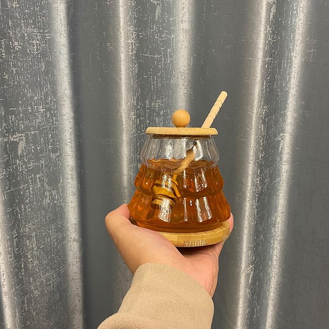 2Pcs Glass Honey Jar Set with Wooden Dipper ，12 OZ Honey Pot for Kitchen, Coffee Bar Decor, Home Organization, Gift for Her，Drizzle Control Design Honey Dispenser Jar for Jam, Jelly, Syrup