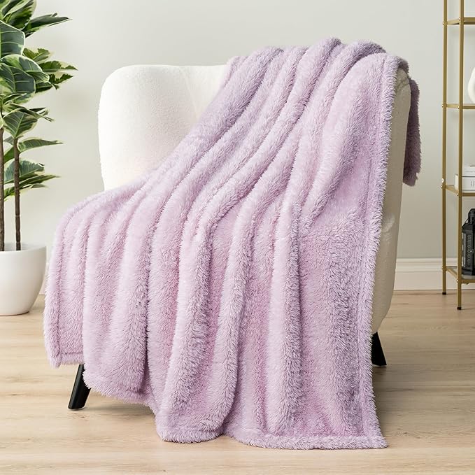 PAVILIA Sherpa Bed Blanket Queen Size, Light Purple Lavender Plush Soft Cozy Blanket for Bed, Fluffy Lightweight Microfiber, Fuzzy All Season Blanket, 90x90 Queen