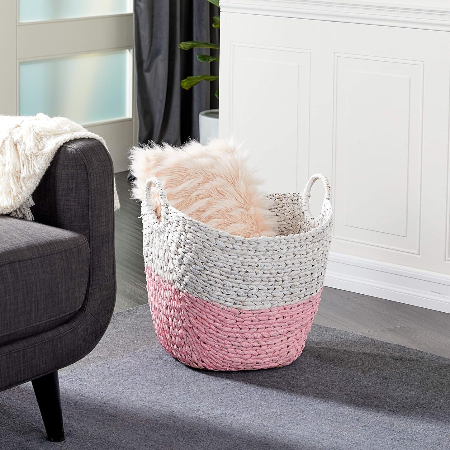 CosmoLiving by Cosmopolitan White Water Hyacinth Storage Basket 19 x 21 x 17