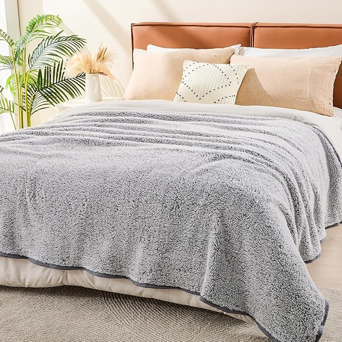 EMME Fuzzy Blanket Soft Fleece Throw Blankets for Women, Fluffy Sherpa Throws(Plush Grey,108"x90")