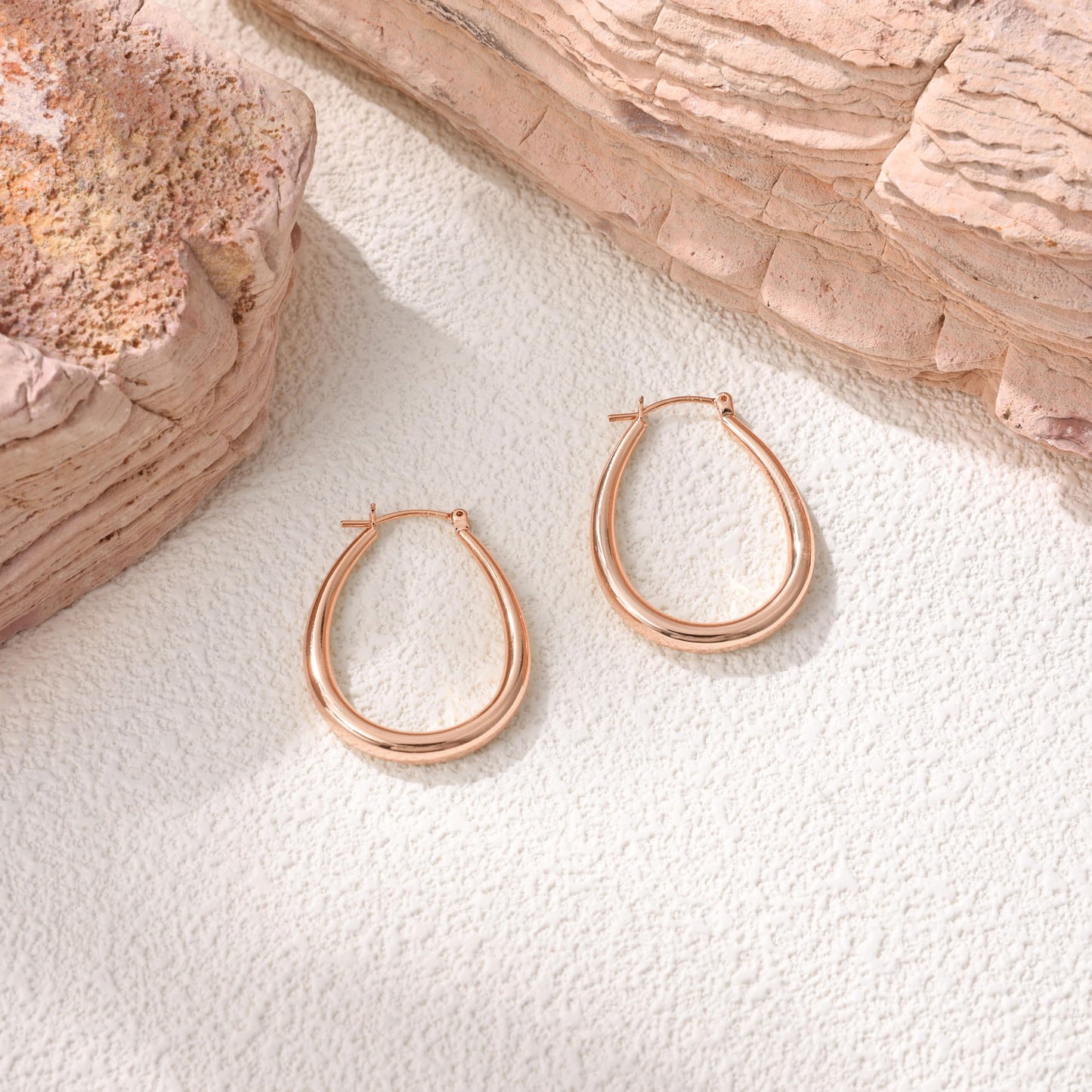 Gacimy Rose Gold Chunky Hoop Earrings for Women, 14K Rose Gold Plated Oval Hoop Medium Earrings with 925 Sterling Silver Post, 3