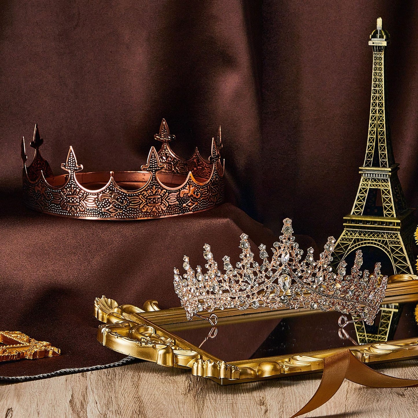 Sureio 2 Pcs King and Queen Crowns Set Antique Baroque Royalty Tiaras Costume Accessories for Halloween Couple Cosplay, Birthday
