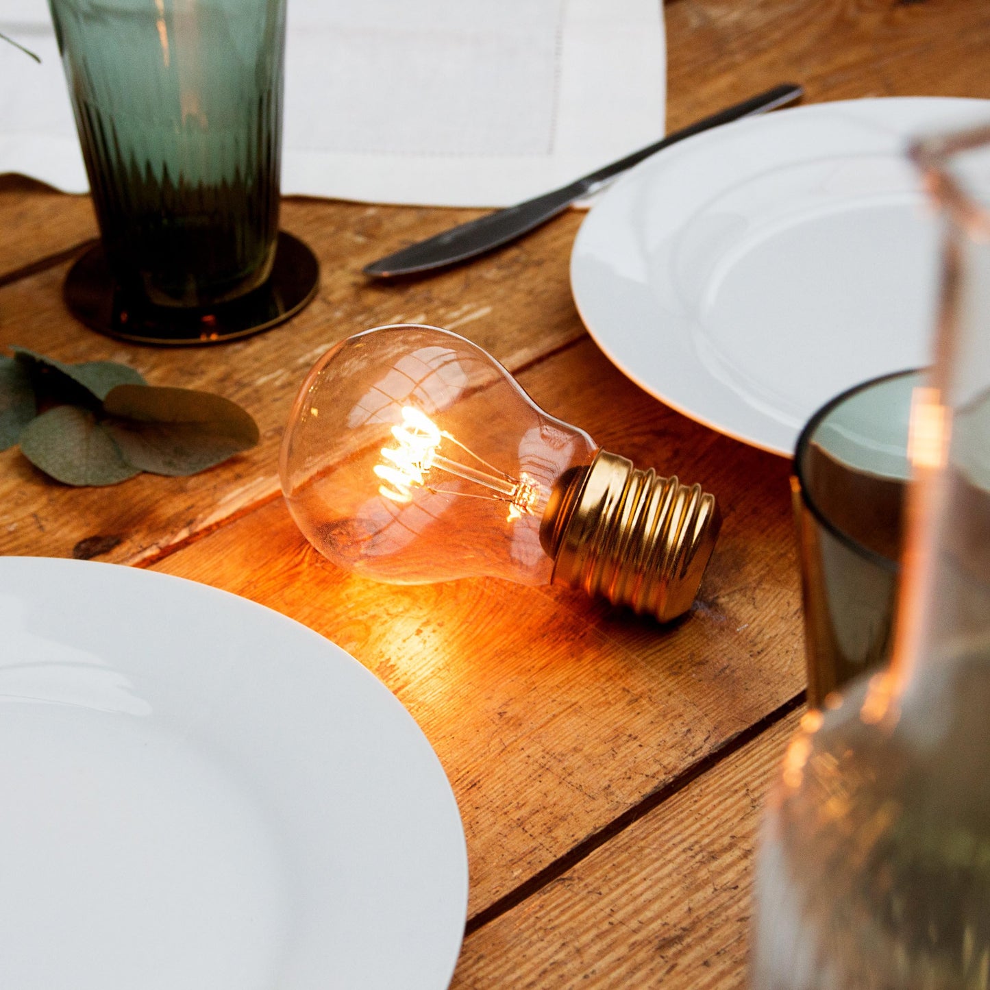 Suck UK Light Bulb USB Rechargeable Table Lamp - Clear Glass, Battery Operated, Mood Lighting, Model SK LIGHTBULB1