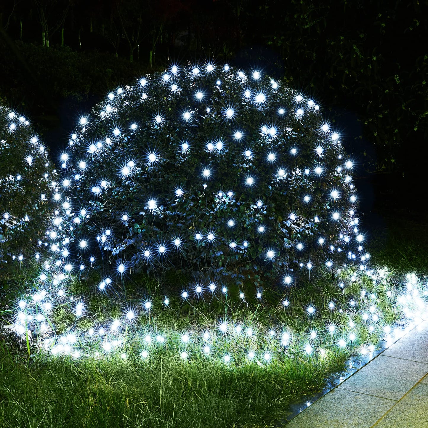 Blctec Christmas Net Lights, 200 Led, 8.4Ft X 5.2Ft, Waterproof, Cool White, 8 Modes, Timer, Connectable For Outdoor Decorations