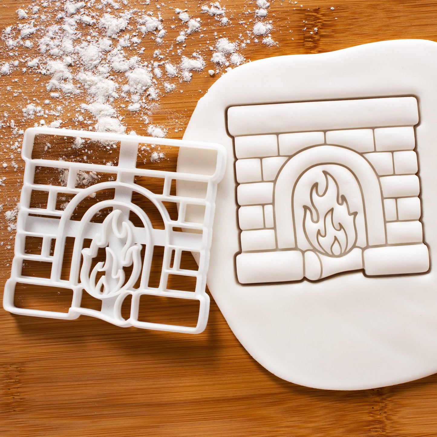 Fireplace cookie cutter, 1 piece - Bakerlogy