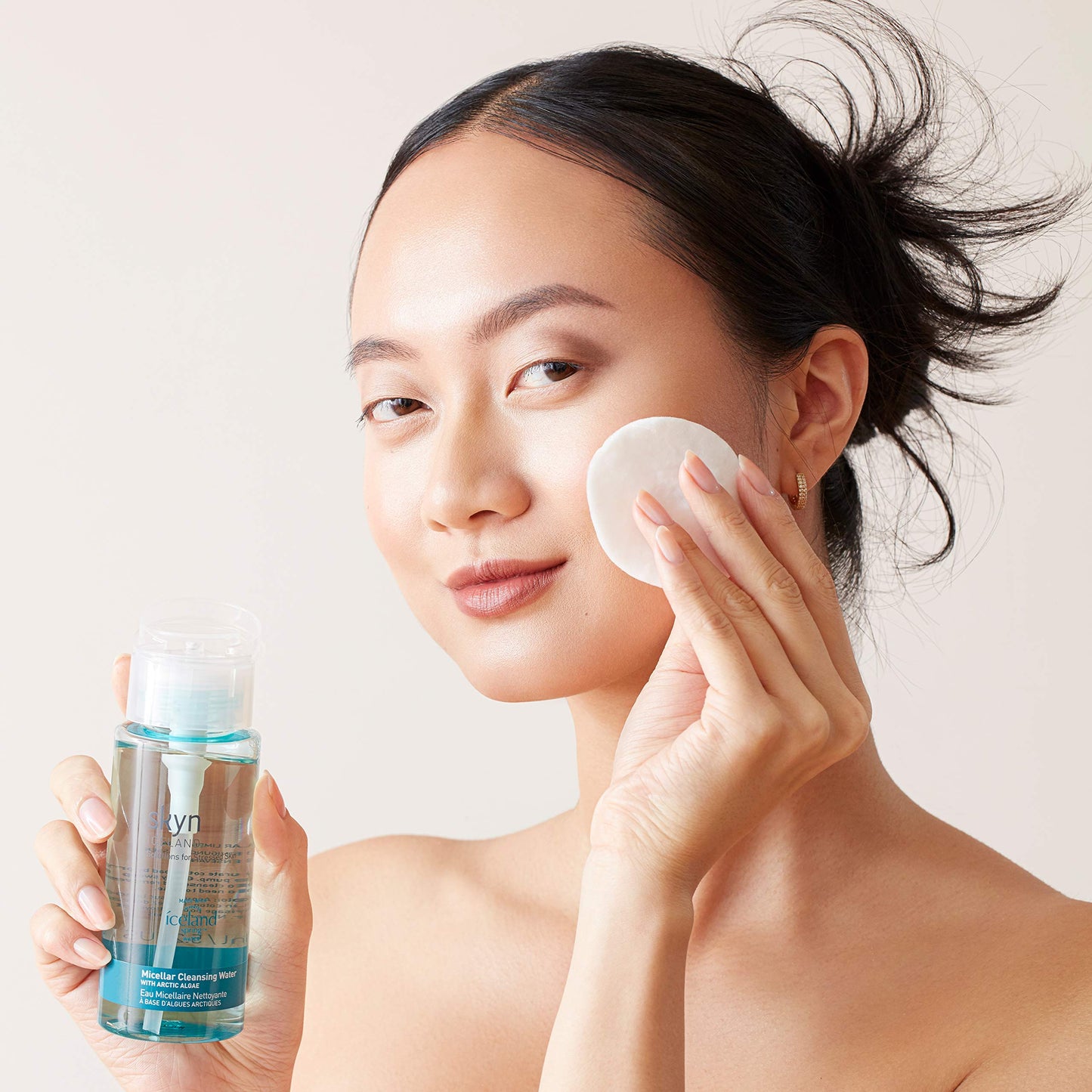 skyn ICELAND Micellar Cleansing Water: Draws Out Dirt, Oil & Makeup, 155ml / 5.24 oz
