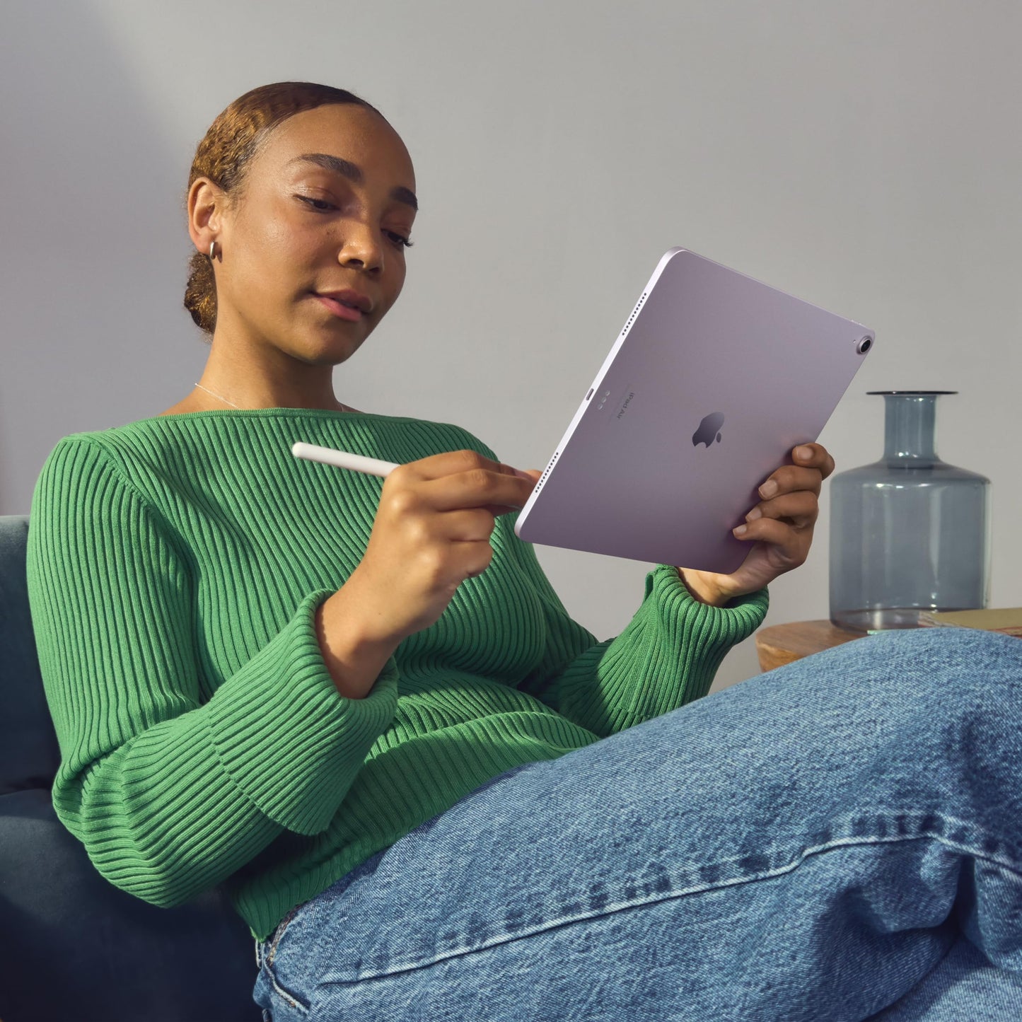 Apple Ipad Air 13-Inch (M2): Built For Apple Intelligence, Liquid Retina Display, 128Gb, 12Mp Front/Back Camera, Wi-Fi 6E, Touch