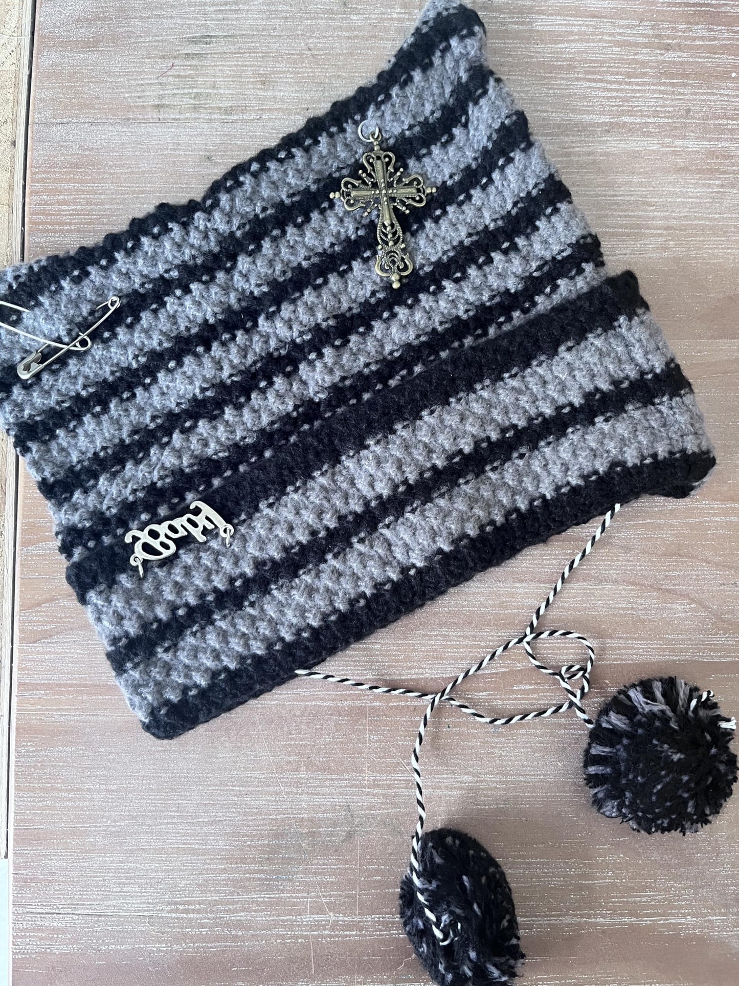 wfljl Crochet Cat Ear Beanie for Women - Goth Y2K Slouchy Knit Hat with Fox Ears & Pompoms, Trendy Animal Hats Accessories Dark Gray