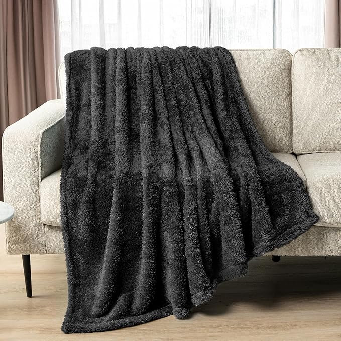 PAVILIA Sherpa Throw Blanket for Couch Sofa, Black Fluffy Warm Plush Blanket for Twin Bed, Cozy Super Soft Lightweight Throw, Fuzzy Decorative Blanket, All Season Home, 60x80