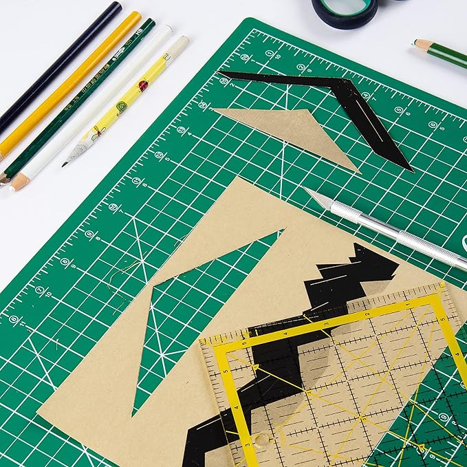 Ecraft Self Healing Cutting Mat: 12inch x 18inch Double Sided 5-Ply Fabric Cutting Mat for Sewing, Quilting & Arts & Crafts - Gridded Rotary Cutting Board Mat in Green/Black.