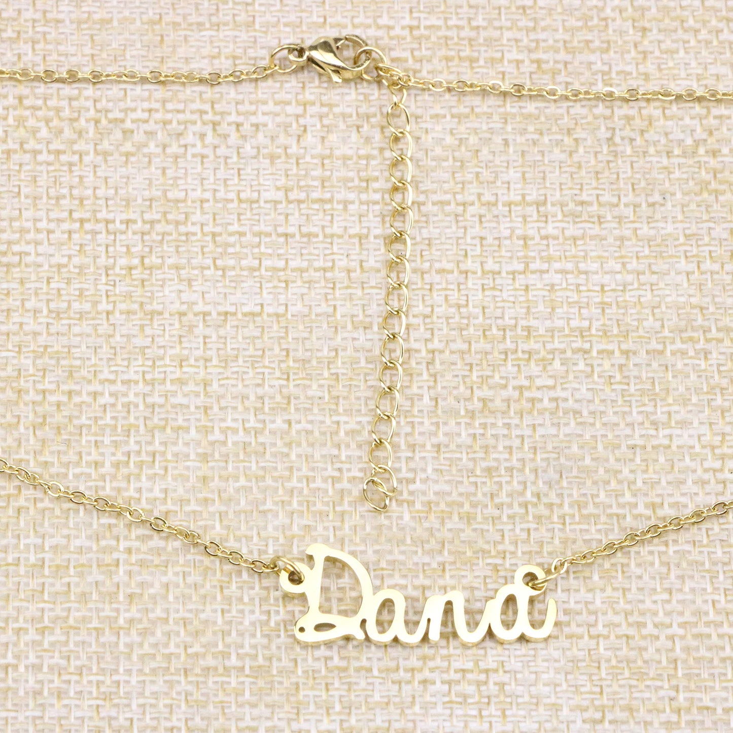 Yiyang Christmas Necklaces for Women Personalized Name Necklace 14K Gold Plated Stainless Steel Graduation Jewelry for Women Dan