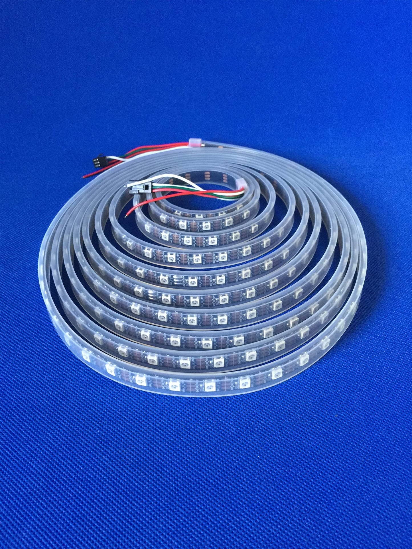 Adresuno Ws2811 Ic Ws2812B Led Strip 60Pixels/M 16.4Ft 300Leds Waterproof Ip67 Black Pcb
