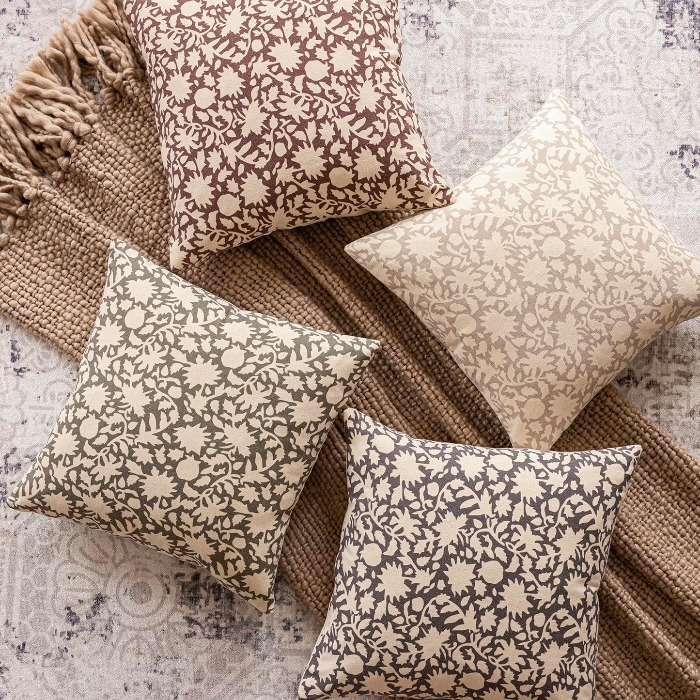 Foindtower Set of 2 Decorative Neutral Floral Throw Pillow Covers Accent Farmhouse Cushion Covers Boho Vintage Pillowcase for Couch Sofa Bedroom Living Room Home Decor Outdoor,22×22 Inch,Ivory Beige