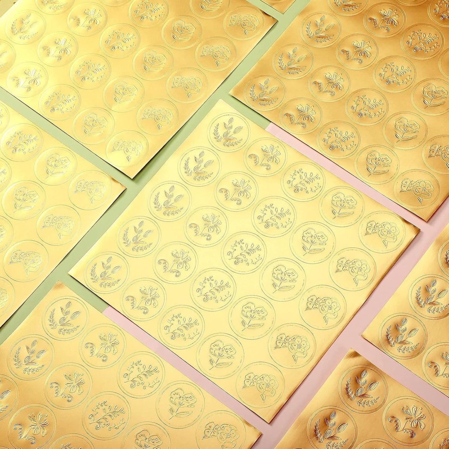 Chinco 500 Pieces Gold Embossed Envelope Seals Stickers Adhesive Seal Stickers Vintage Embossed Foil Certificate Kit Plant DIY Labels for Wedding Invitations Envelopes, 5 Patterns(Flower Style)