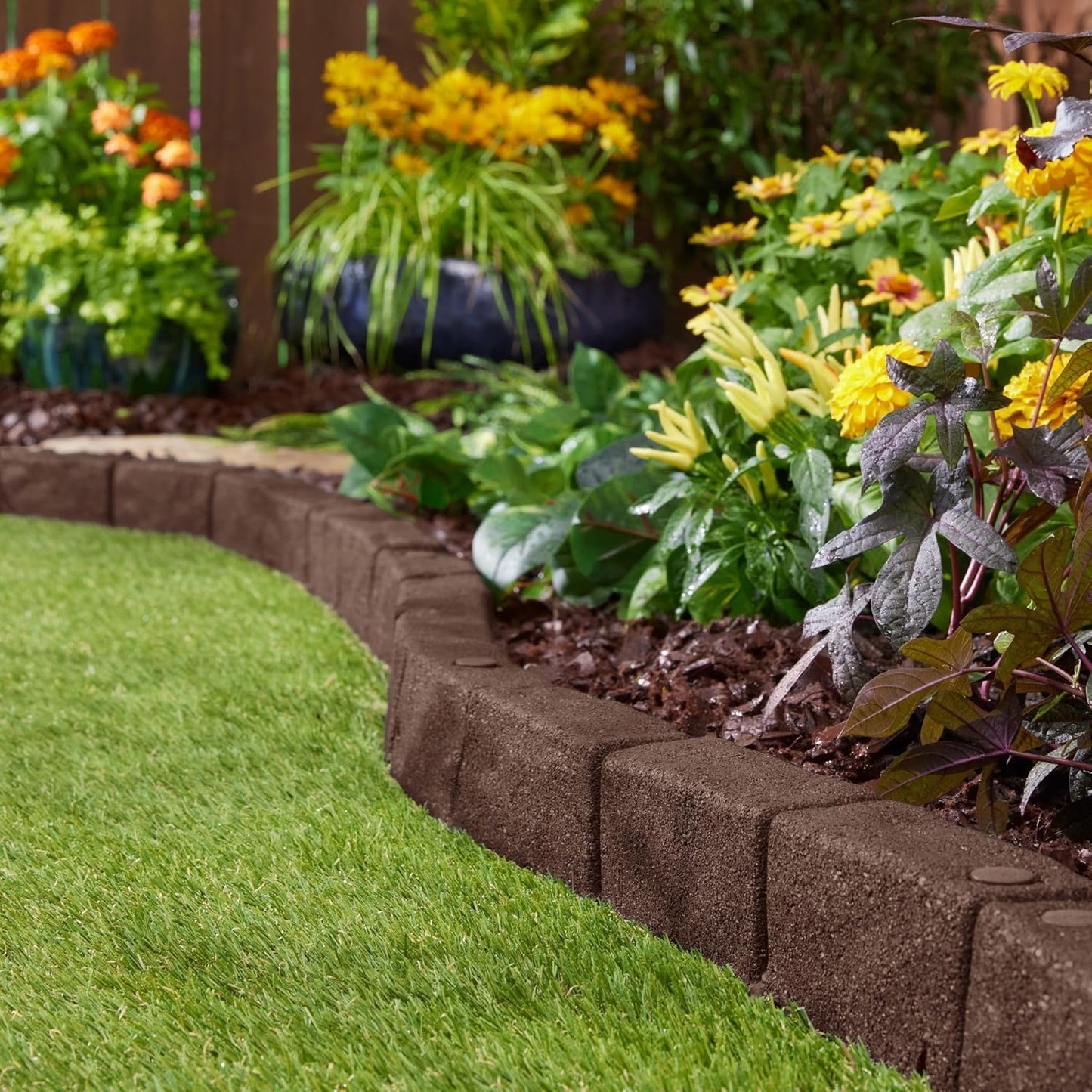Rubberific 4' Rubber Cobblestone Flexible No Dig Landscape Mulch Border Edging with Anchoring Spikes for Lawns, Gardens, and Flower Beds (2, Brown)