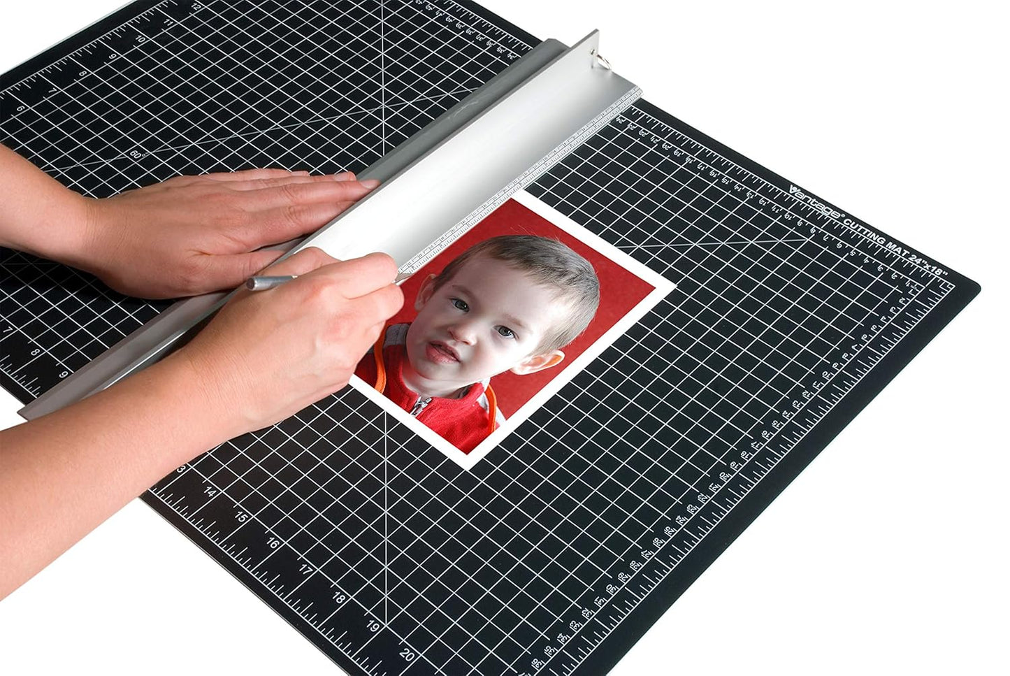 Dahle Vantage 10674 Premium Self-Healing Cutting Mat, 36"x48", 1/2" Grid, 5 Layers for Max Healing, Perfect for Crafts & Sewing, Black