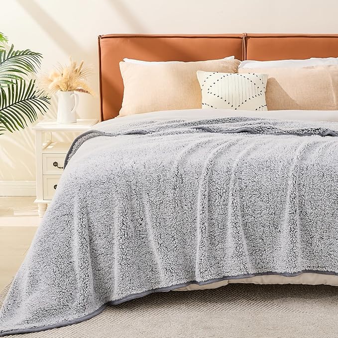 EMME Fuzzy Blanket Soft Fleece Throw Blankets for Women, Fluffy Sherpa Throws(Plush Grey,60"x80")