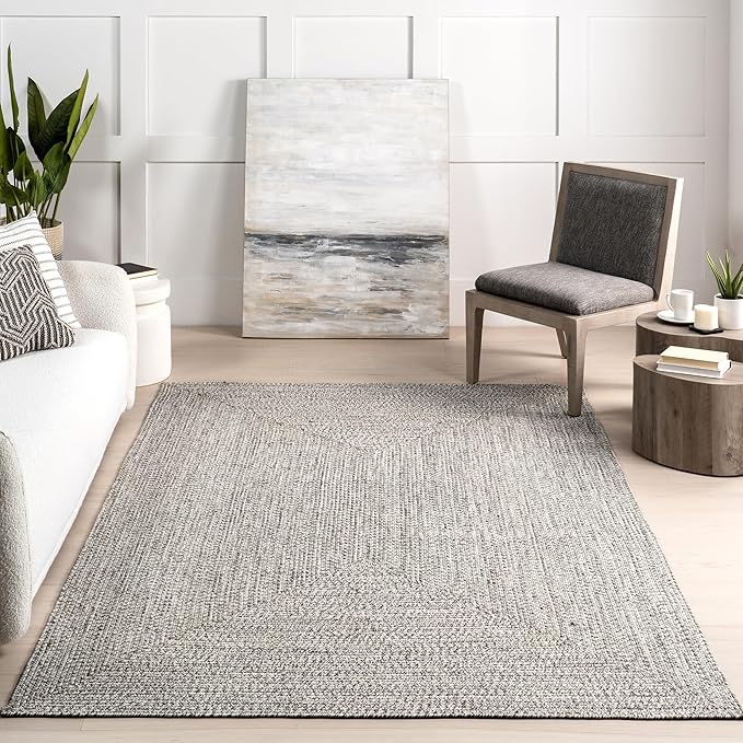 nuLOOM 4' Round Solid Hand Braided Indoor/Outdoor Area Rug, Pet-Friendly, High Traffic, Weather Resistant, for Patio, Balcony, Bedroom, Living, Dining Room, Wynn Salt and Pepper