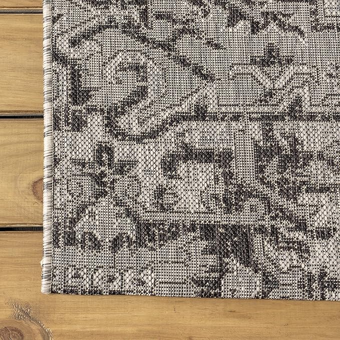 JONATHAN Y SMB105D-5SQ Estrella Bohemian Medallion Textured Weave Indoor Outdoor Area Rug Coastal Bohemian Rustic Glam Easy Cleaning Bedroom Kitchen Backyard Patio Non Shedding, 5' Square, Black/Gray