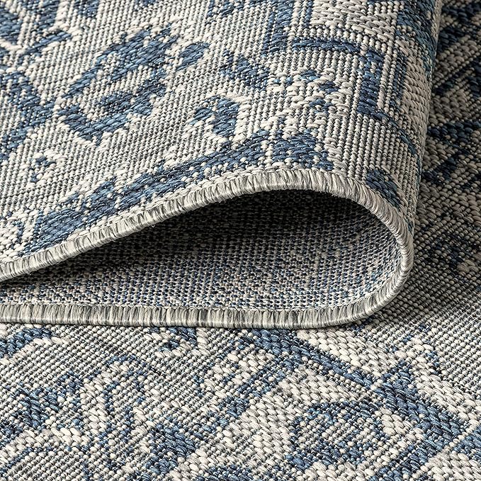 JONATHAN Y SMB105B-3R Estrella Bohemian Medallion Textured Weave Indoor/Outdoor Area Rug, Coastal, Traditional, Vintage for Bedroom, Kitchen, Living Room, Easy-Cleaning, Navy/Gray, 3' Round