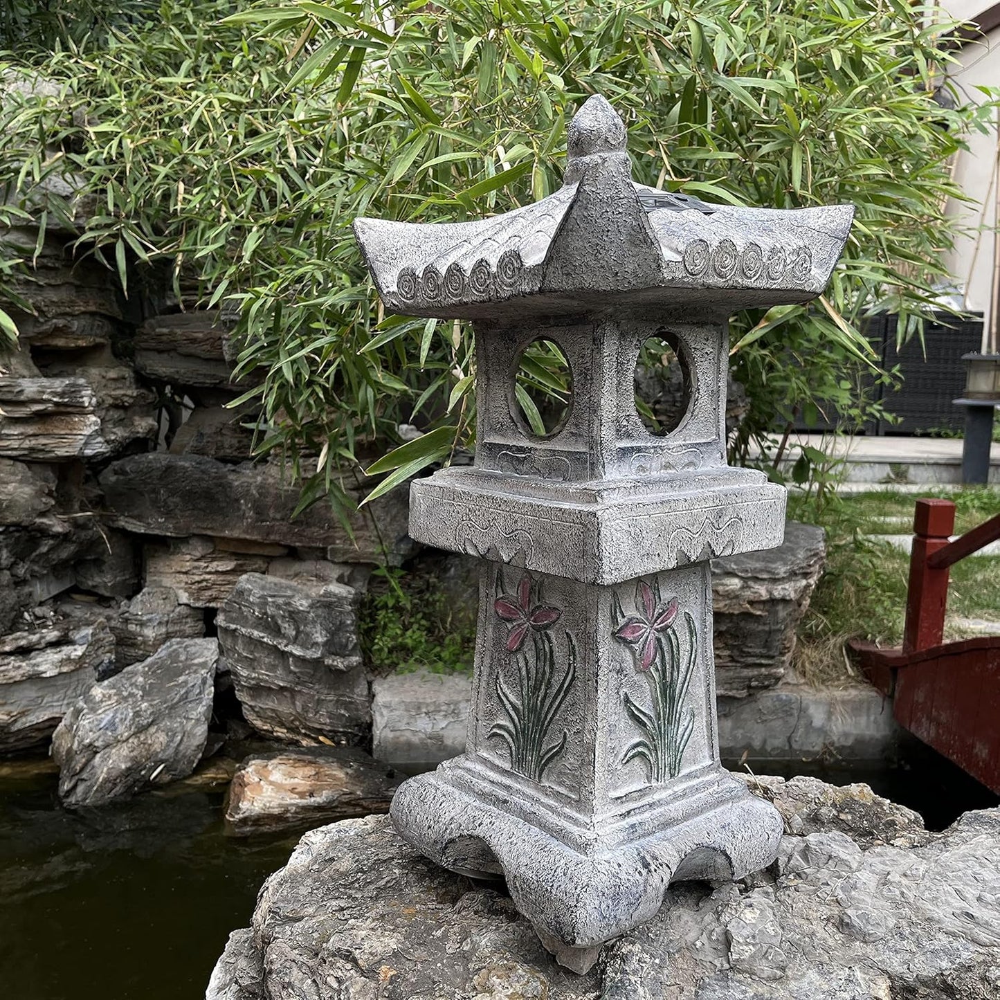 23.6’’High Asian Orchid Pagoda Statue Solar-Powered LED Light Miniature Tower Lantern Garden Decoration Figurines Solar Lamp Outdoor Japanese Decoration Zen Courtyard Landscape